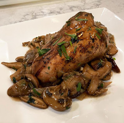 Faisan r&ocirc;ti aux champignons sauvages